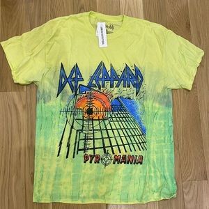 BRAND NEW, never worn, fun urban outfitters graphic tee